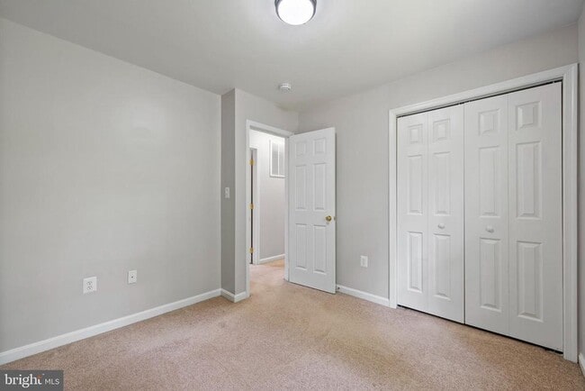 Building Photo - 1544 Avenue C