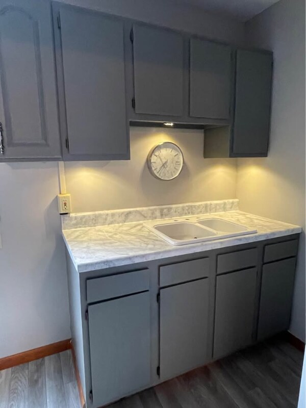 Building Photo - 307 N Main St