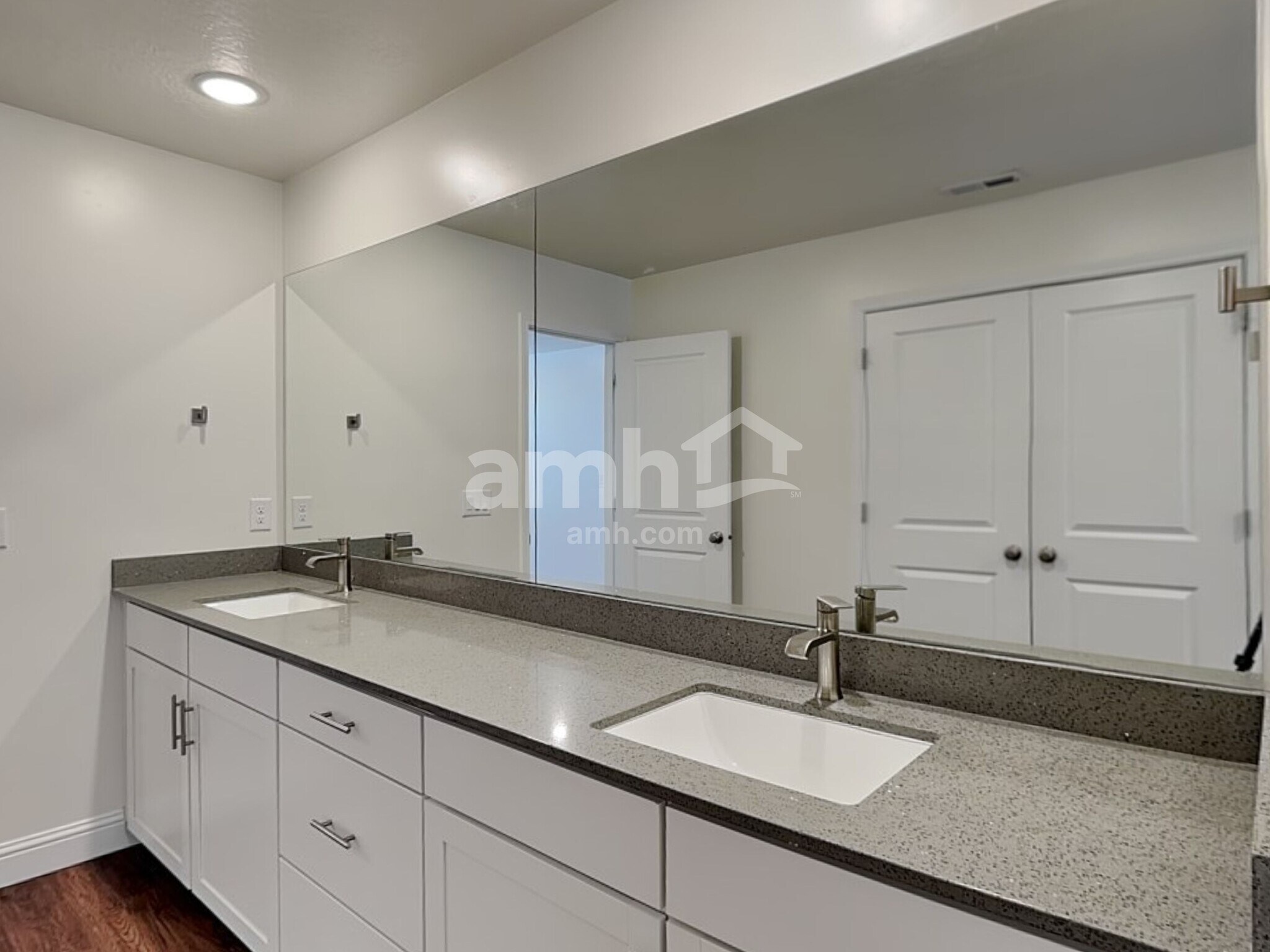 Building Photo - 1287 N Wagon Wy