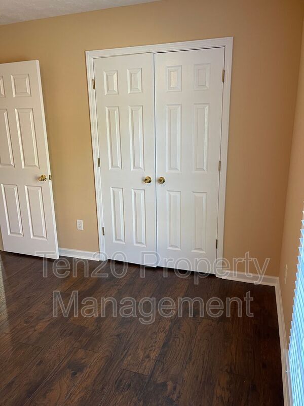 Building Photo - 817 Baycreek Ct