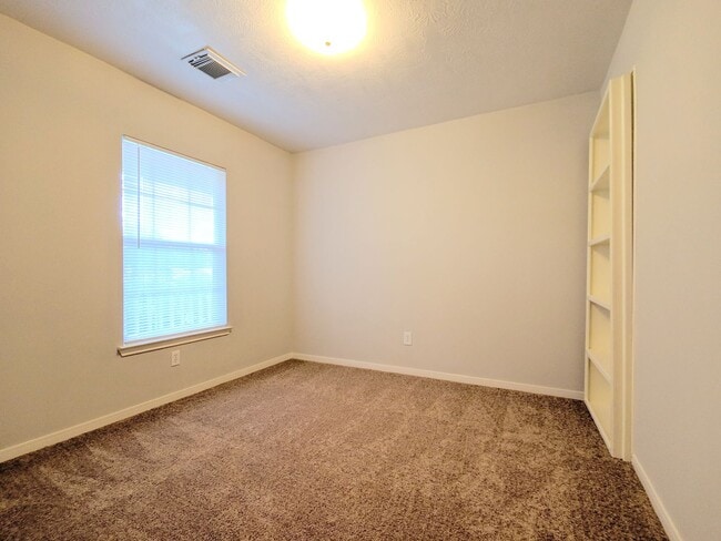 Building Photo - 11314 Northam Dr