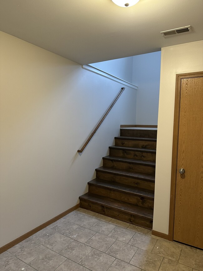 Building Photo - 805 Black Jack Rd