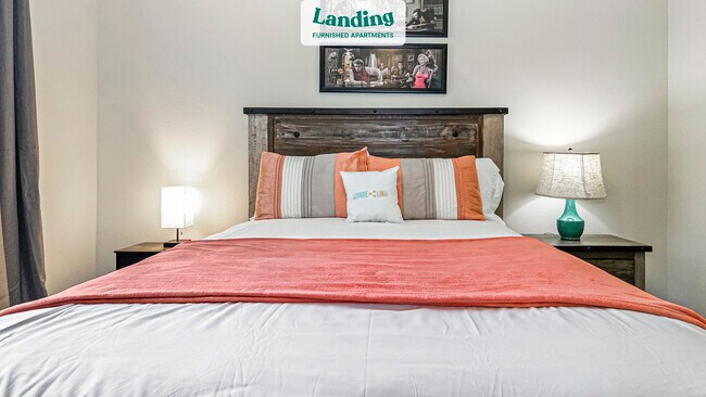 Building Photo - 7373 Valley View Ln