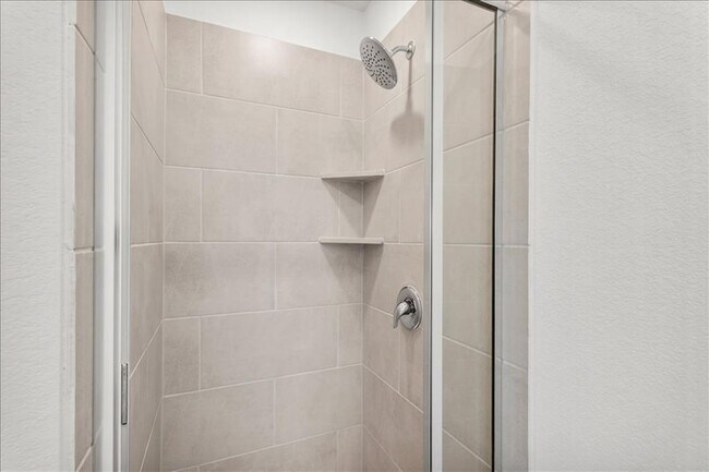 Building Photo - 212 Seven Seas Dr