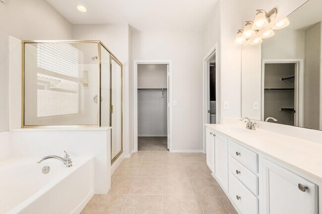 Building Photo - 3494 E Hampton Ln