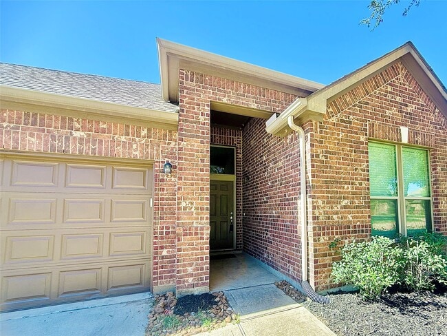 Building Photo - 11103 Avery Oaks Ln