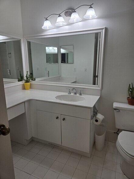 Building Photo - 15814 SW 85th St