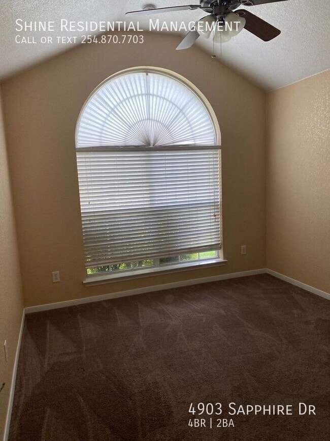 Building Photo - 4903 Sapphire Dr
