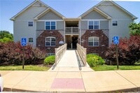 Building Photo - 1832 Piedmont Cir