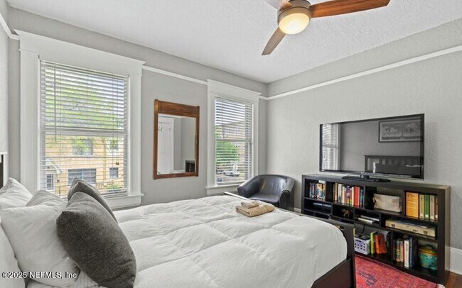 Building Photo - 2623 Forbes St