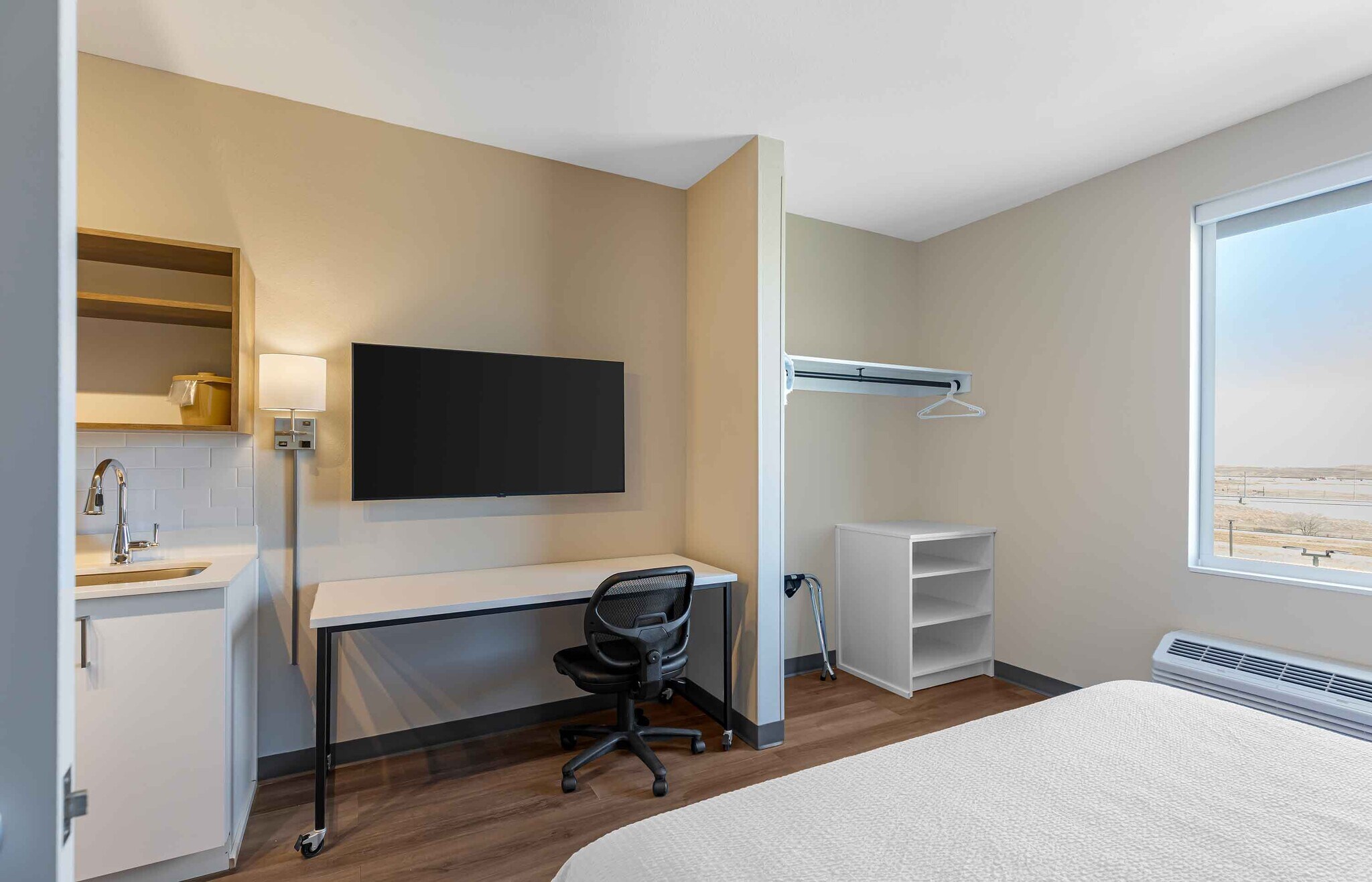 Building Photo - Furnished Studio-Denver International Airport