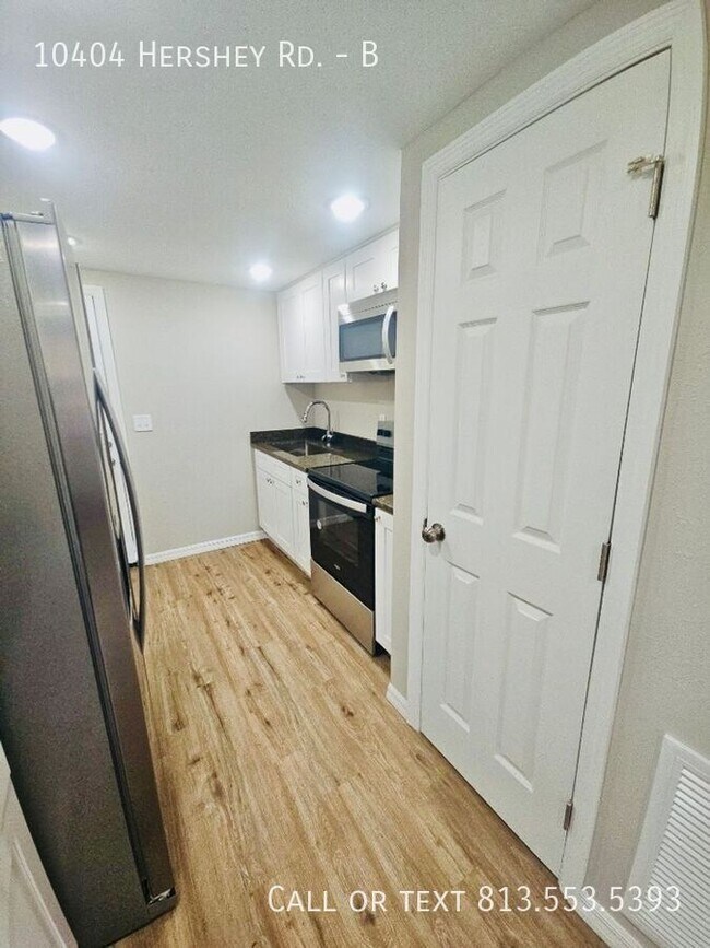 Building Photo - 10404 Hershey Rd