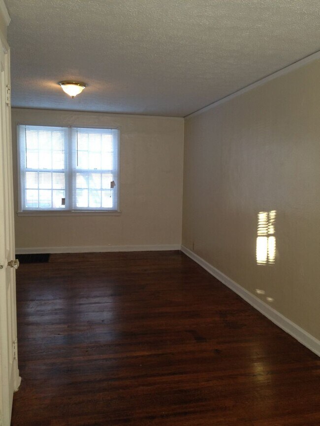 Building Photo - 501-507 S 15th Street