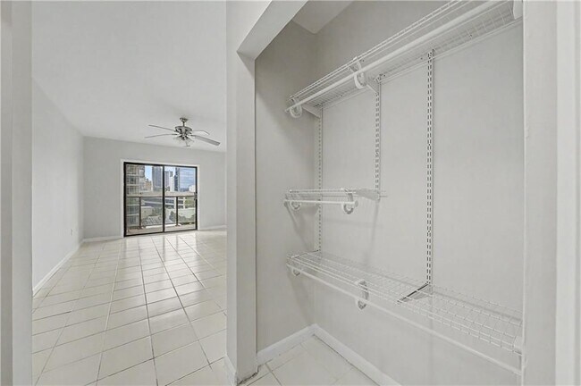 Building Photo - 1280 W Peachtree St NE