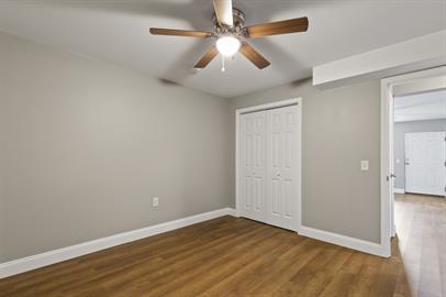 Building Photo - 2 bed 1 bath near downtown Seneca