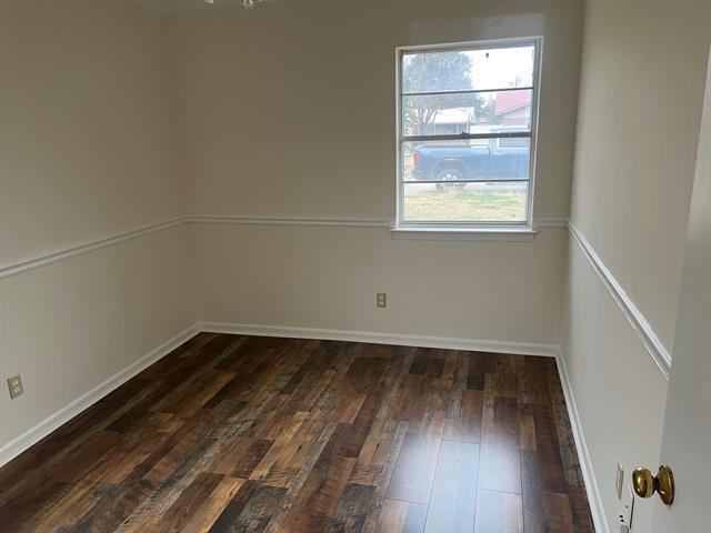 Building Photo - 1403 SE 21st St