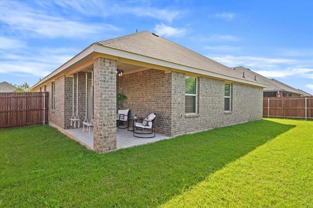Building Photo - 287 Thoroughbred St