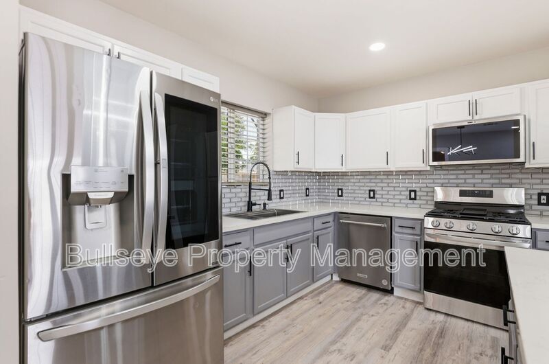 Building Photo - 2022 N 40th St
