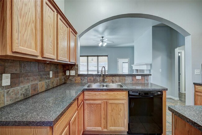 Building Photo - 7508 NW 134th St