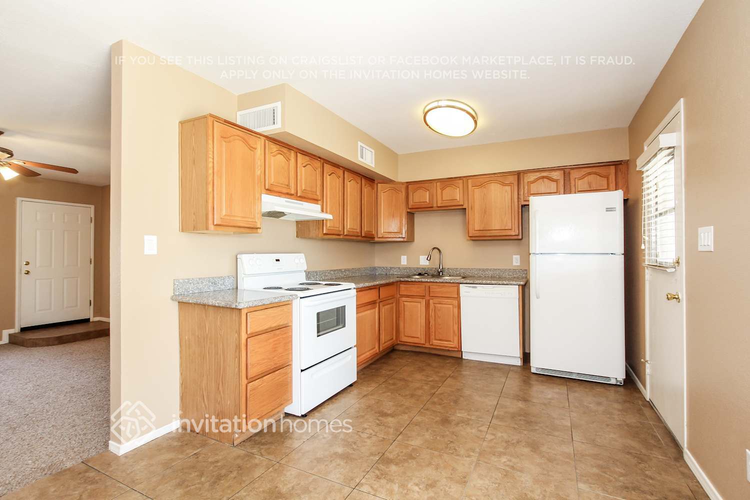 Building Photo - 5041 W Sandra Terrace
