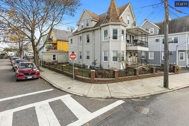 Building Photo - 75-77-77 Lebanon St