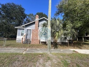 Building Photo - 3503 Stuart St