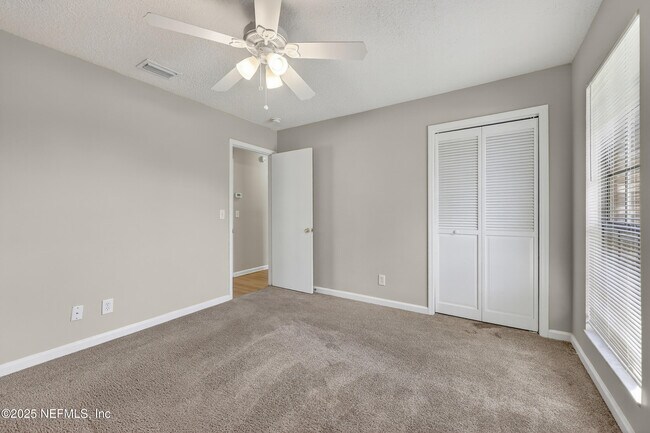 Building Photo - 551 William Penn St