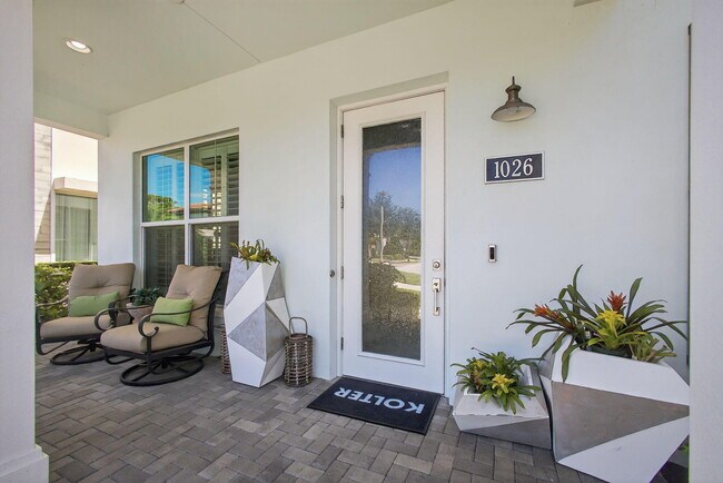 Building Photo - 1026 Faulkner Ter