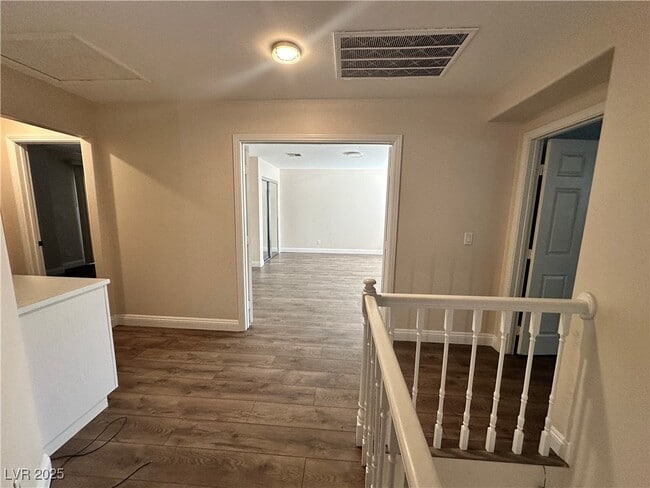 Building Photo - 8305 Bermuda Beach Dr