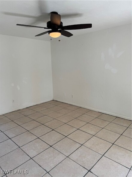 Building Photo - 10698 Tuliptree Ct