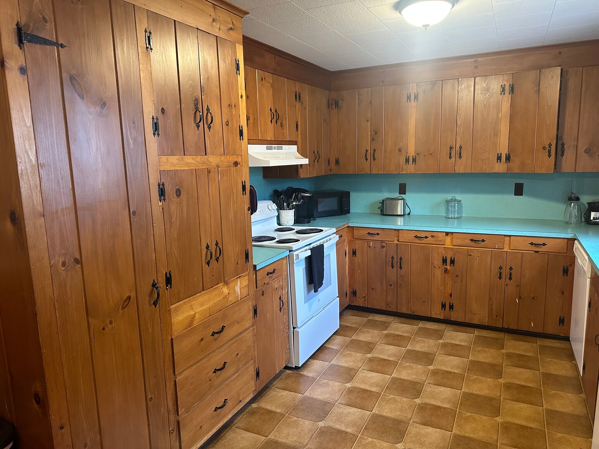 Building Photo - 5 Bayley Ave