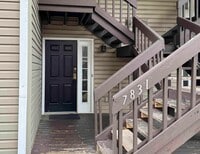 Building Photo - 7831 Meadowhaven Blvd