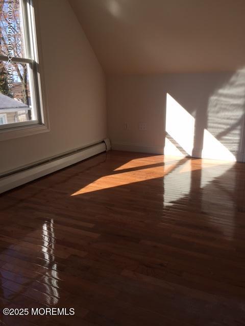 Building Photo - 28 Irongate Ln