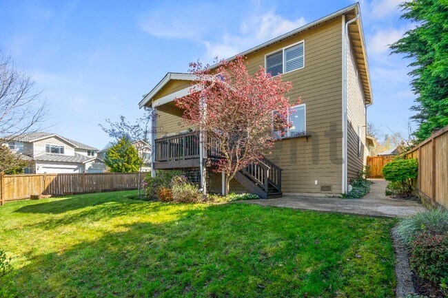 Building Photo - 722 85th Dr SE