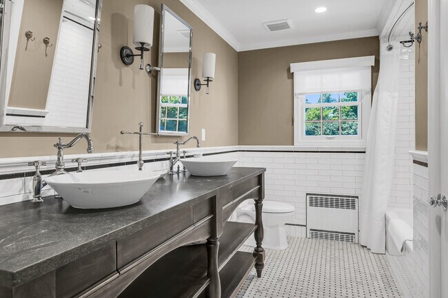 Building Photo - 72 Navesink Ave