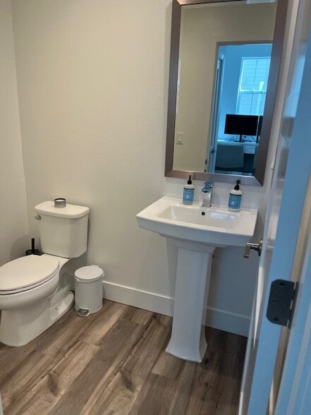 Building Photo - 265 Gambrel Cir