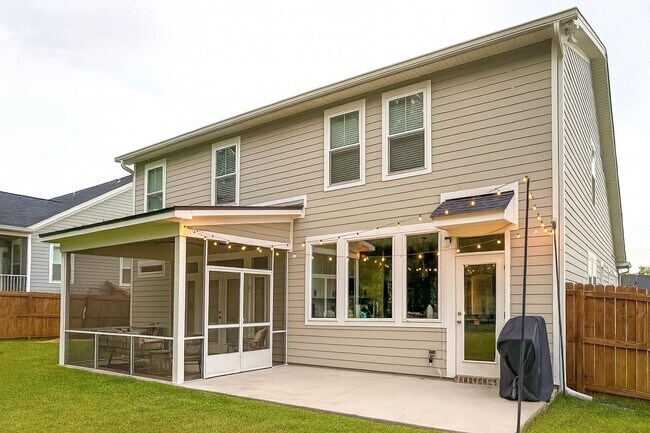 Building Photo - 3809 Ardmore Ln