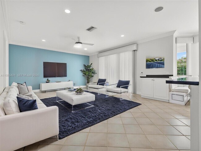 Building Photo - 1008 Highland Meadows Dr