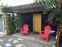 Building Photo - Walk & Bike Friendly! Great Economical Rental, West-side Studio, Fully Furnished Monthly Rental