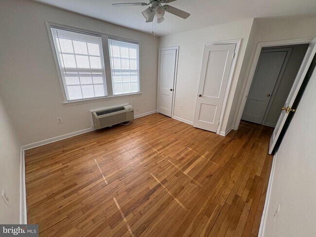 Building Photo - 818 Jefferson St