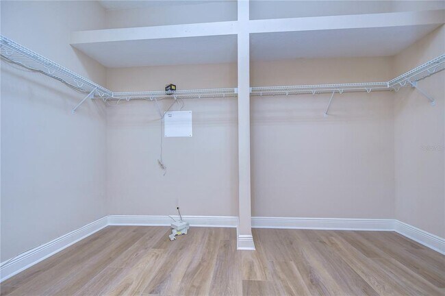 Building Photo - 3341 Grassglen Pl