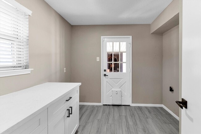 Building Photo - 27013 S Pyeatt Ln