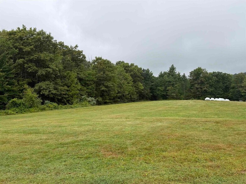Building Photo - 1032 Province Rd