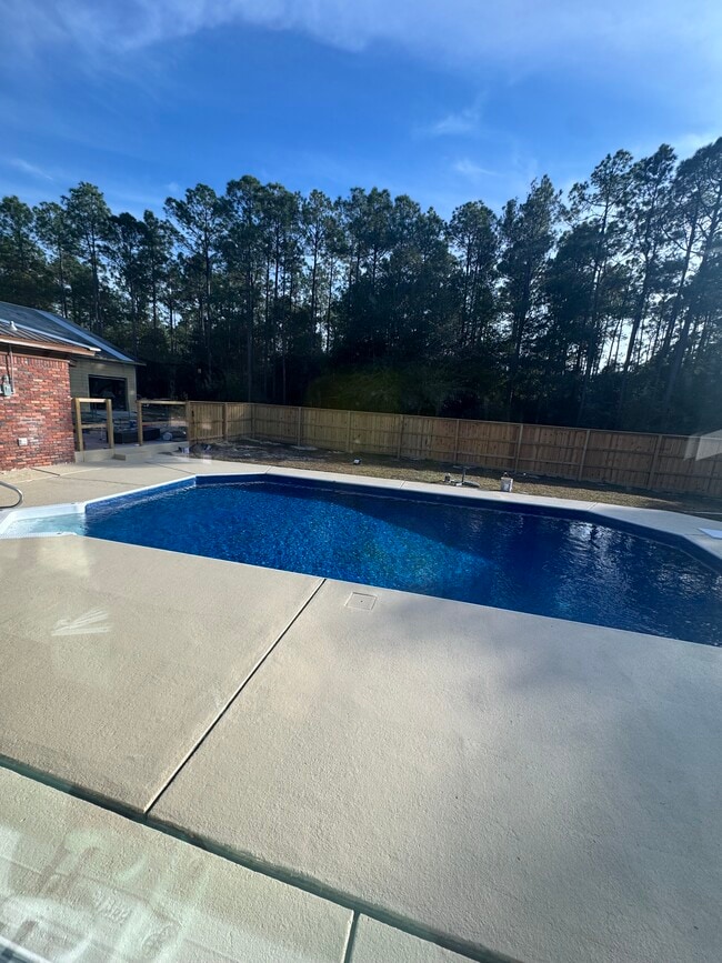 Building Photo - 109 Cuchens Ln