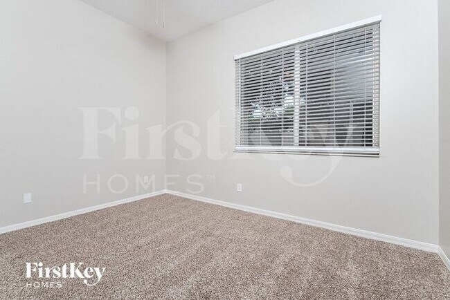 Building Photo - 1102 Lumsden Trace Cir