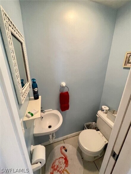 Building Photo - 1207 SE 40th Ter