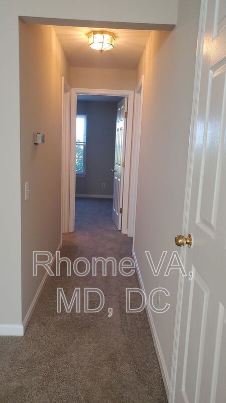 Building Photo - 1129 Huntmaster Terrace NE