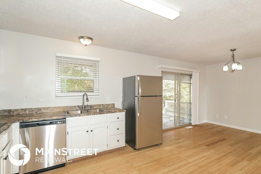 Building Photo - 87 Edward Dr