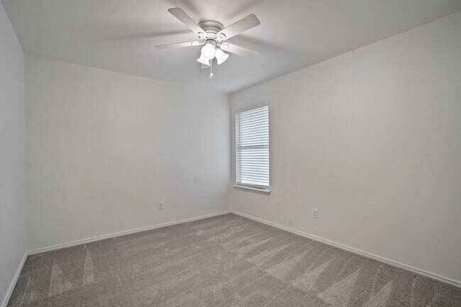 Building Photo - TOTALY REMODELED 4-2 In Mansfield ISD!