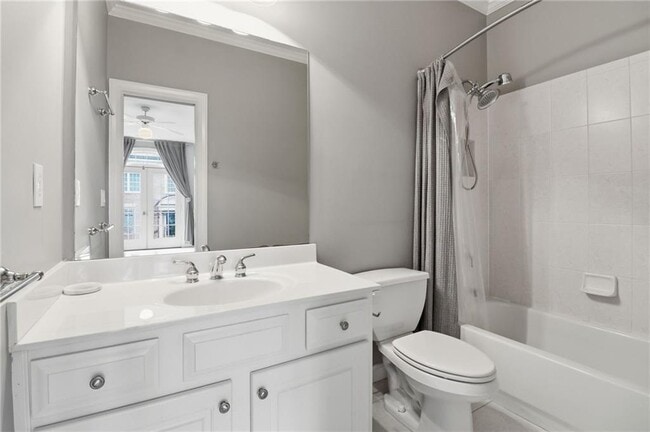 Building Photo - 4738 Ivy Ridge Dr SE